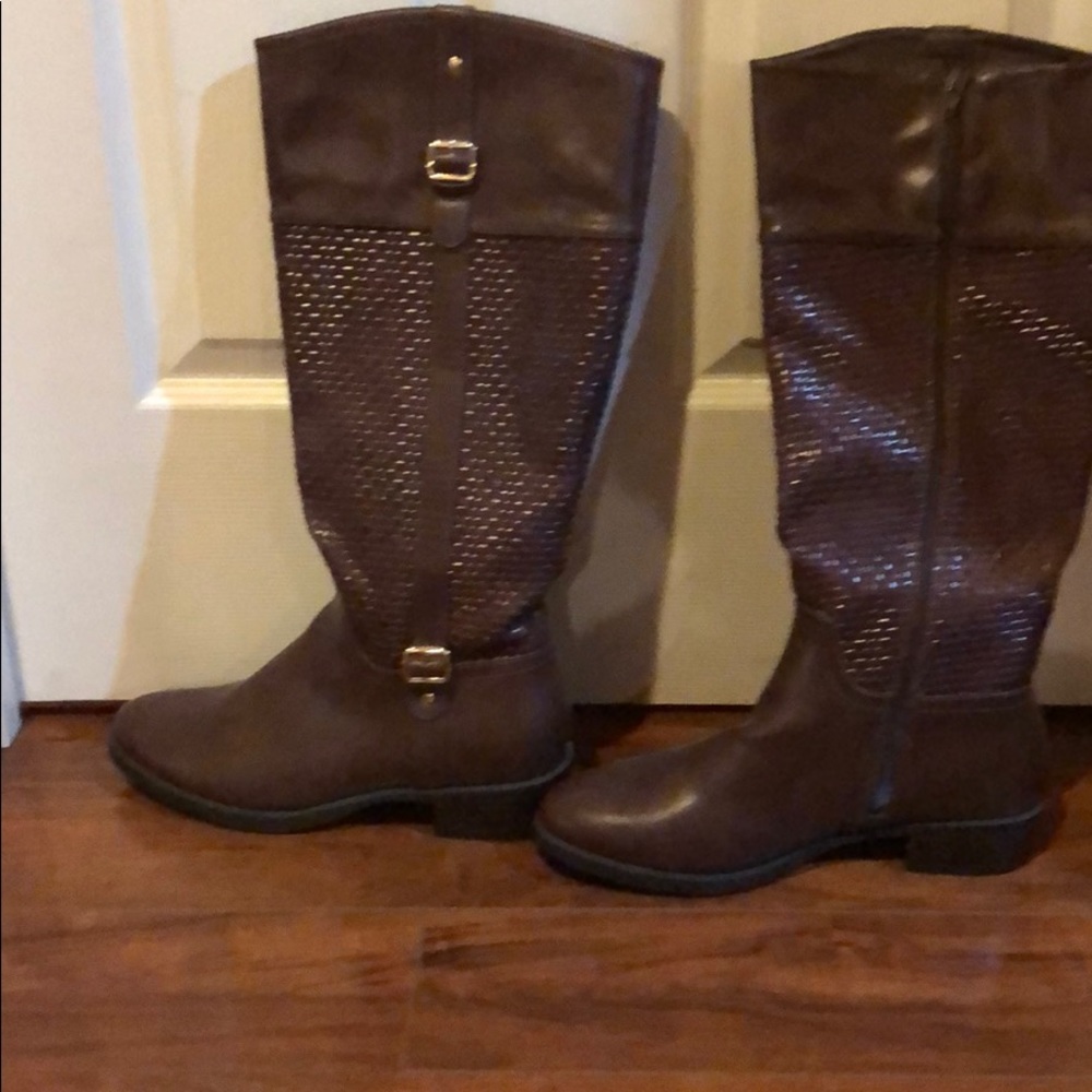 NWOT Tall Boots